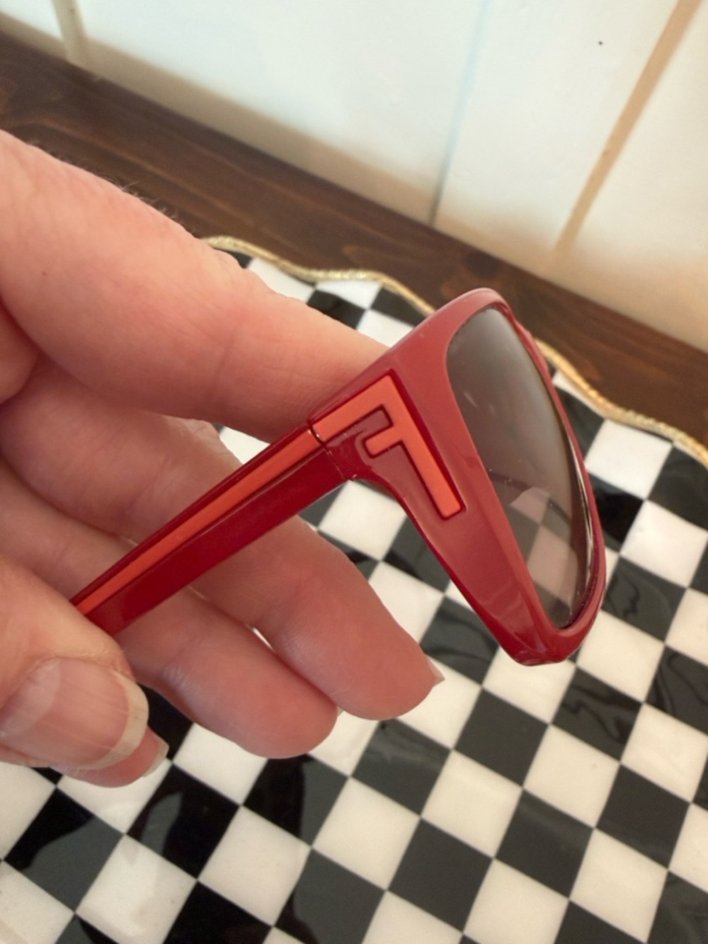 Fendi Red Rectangular Sunglasses FS5220 Italy Designer Logo Frames - Picture 2 of 8